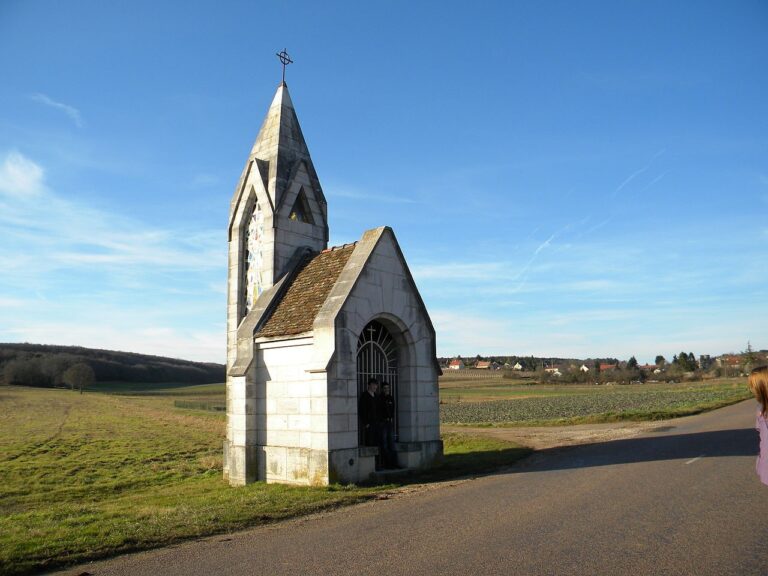 1280px-Magny-lès-Villers_034