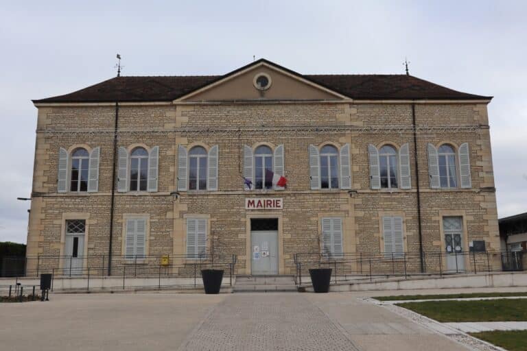 Ladoix-Serrigny_(21)_Mairie